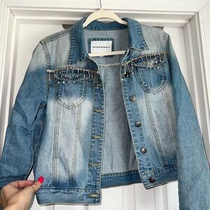 Cute Nashville Jean Jacket Size M